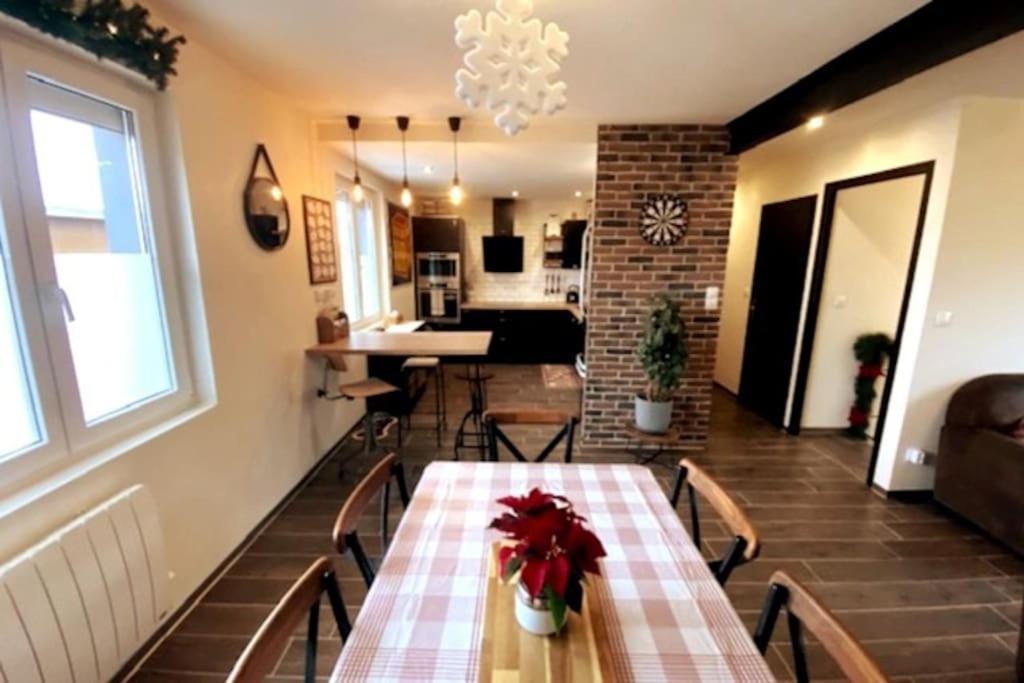 Vila La Maison Sous Charmois Verdun-sur-Meuse Exteriér fotografie